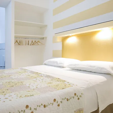 Dimora San Vincenzo Bed & Breakfast 3*