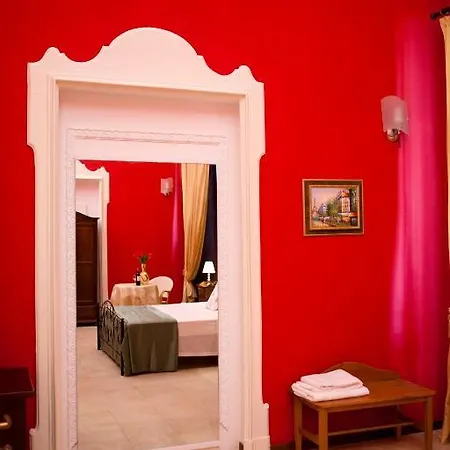 Dimora San Vincenzo Bed & Breakfast 3*