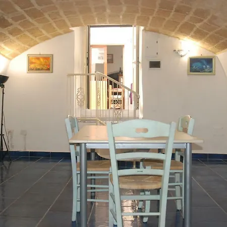 Bed & Breakfast Dimora San Vincenzo 3*